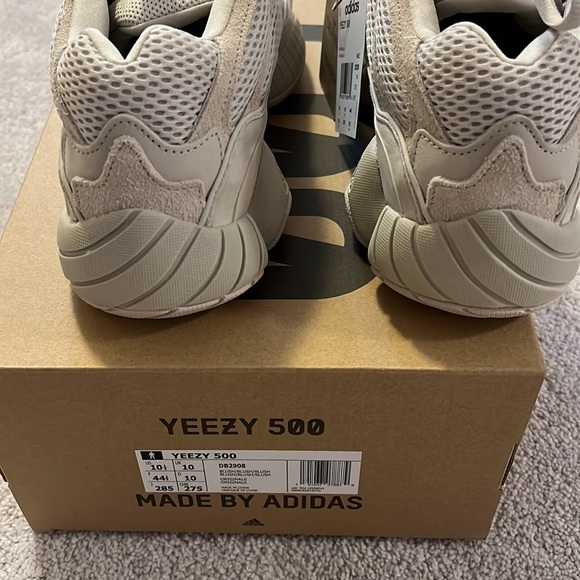 Brand new never wear yeezy 500 blush - Picture 7 of 12